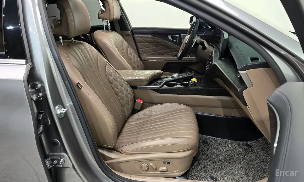 Фото 12 - Kia K8