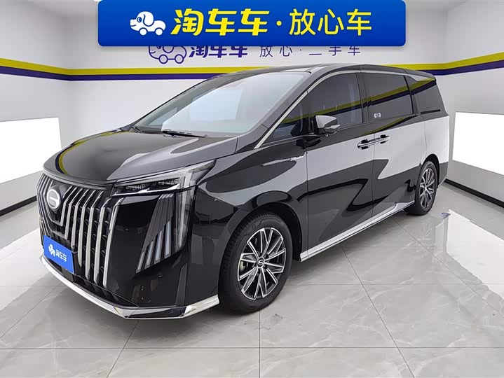 Фото 1 - GAC Trumpchi M8