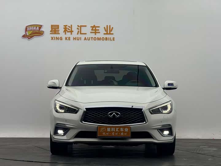 Фото 2 - Infiniti Q50L
