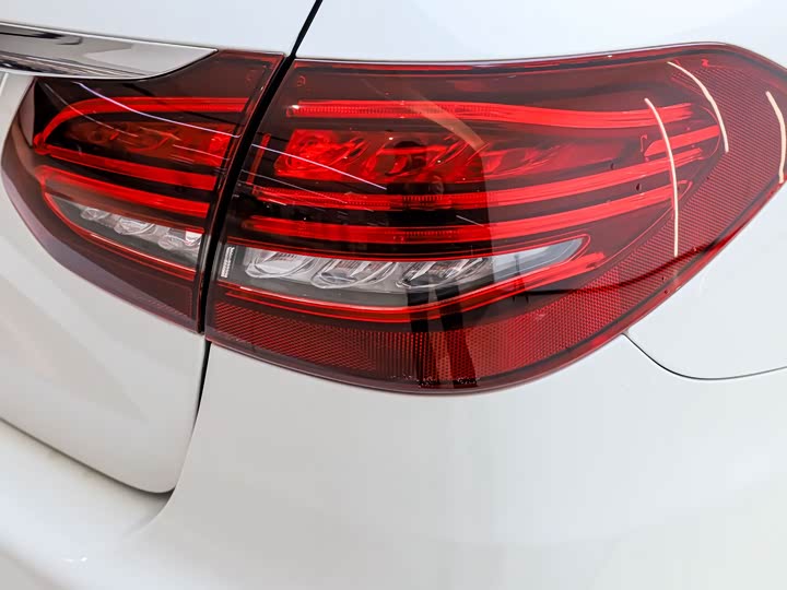 Фото 4 - Mercedes-Benz C-Class