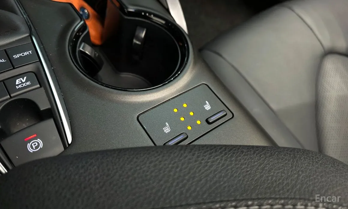 Фото 17 - Toyota Camry