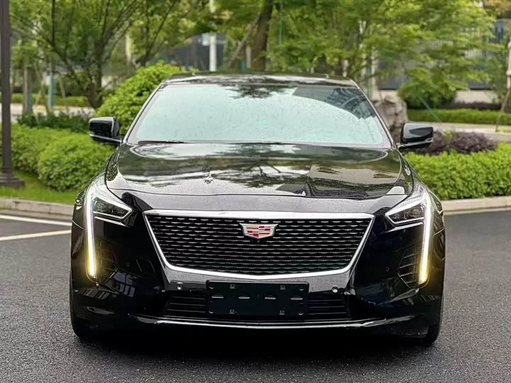 Фото 2 - Cadillac CT6