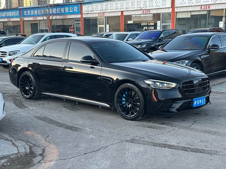 Фото 3 - Mercedes-Benz S-Class