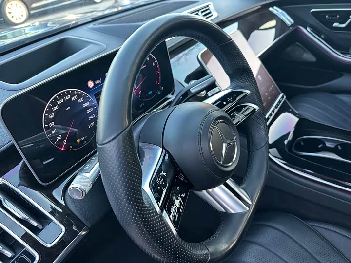 Фото 7 - Mercedes-Benz S-Class