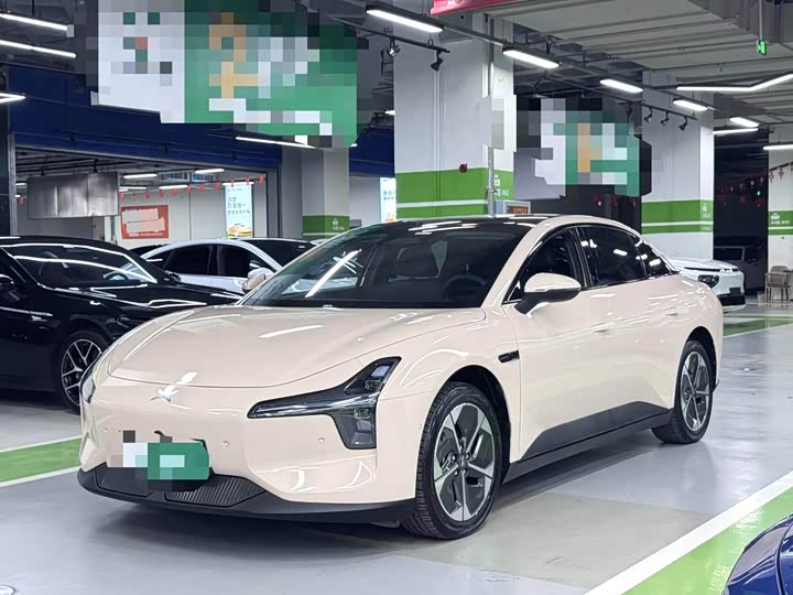 Фото 1 - XPeng Mona M03