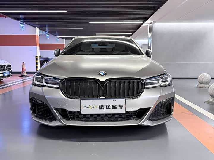 Фото 2 - BMW 5 Series