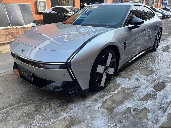 Фото 1 - XPeng P7