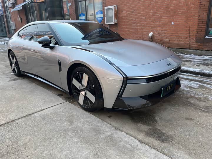 Фото 3 - XPeng P7