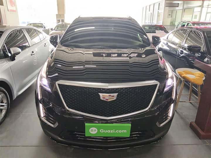 Фото 3 - Cadillac XT5