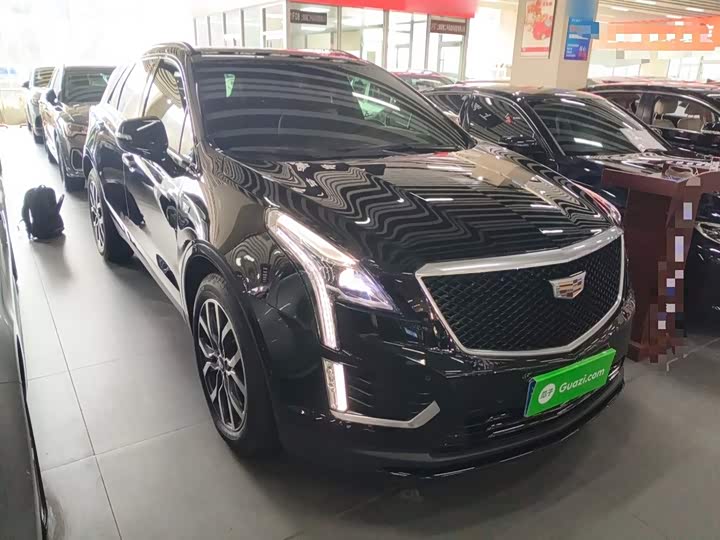Фото 4 - Cadillac XT5