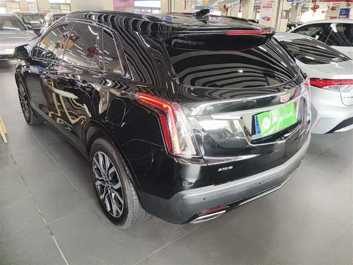 Фото 5 - Cadillac XT5