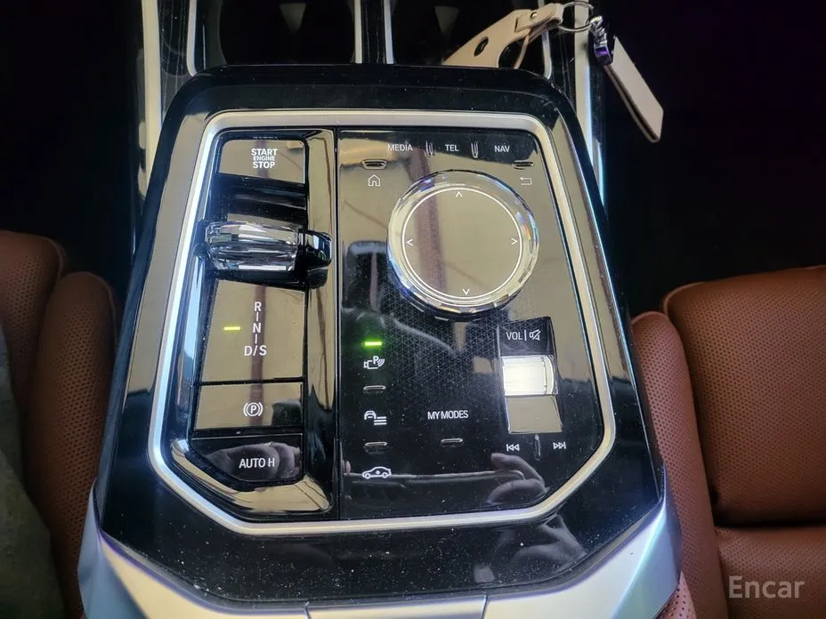 Фото 9 - BMW 7 Series