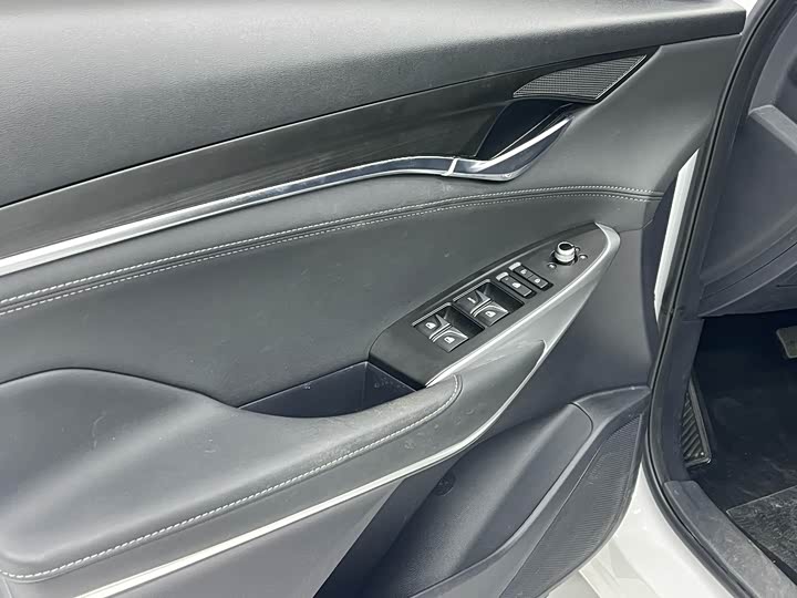 Фото 6 - Changan CS75 Plus