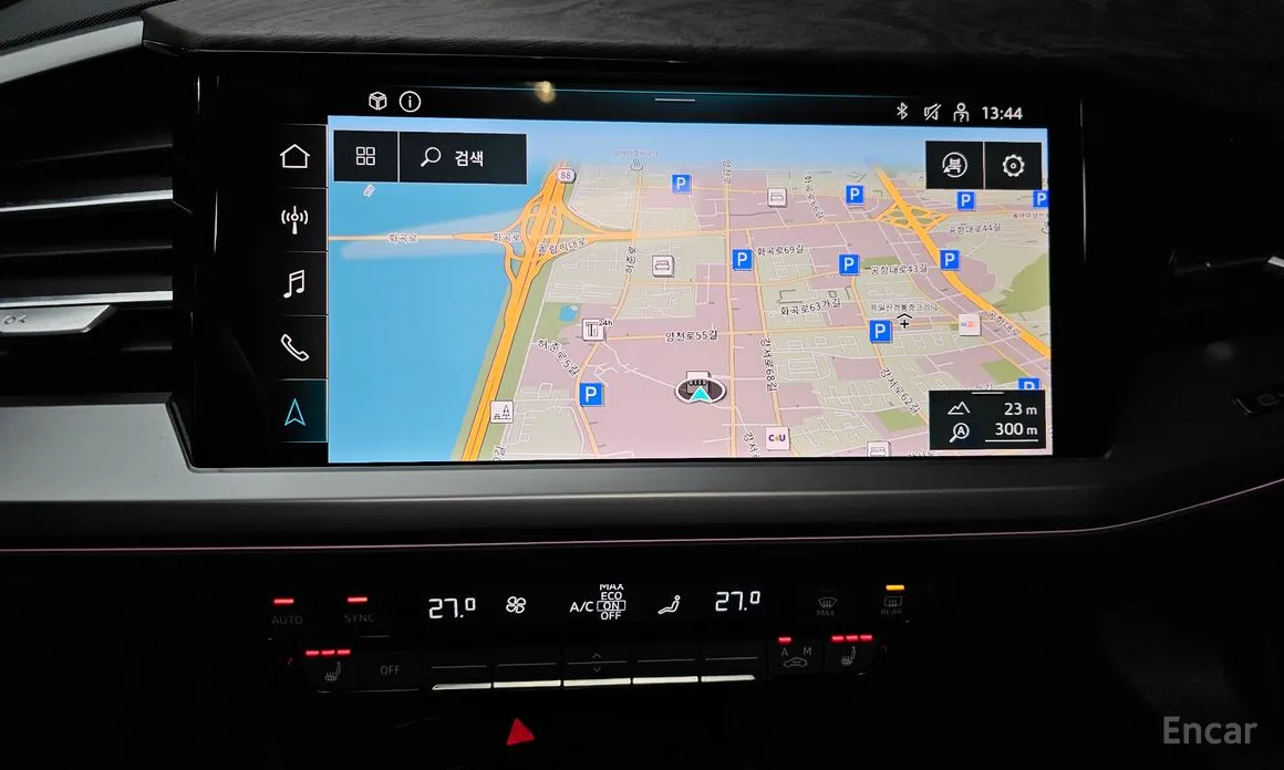 Фото 14 - Audi Q4 e-tron