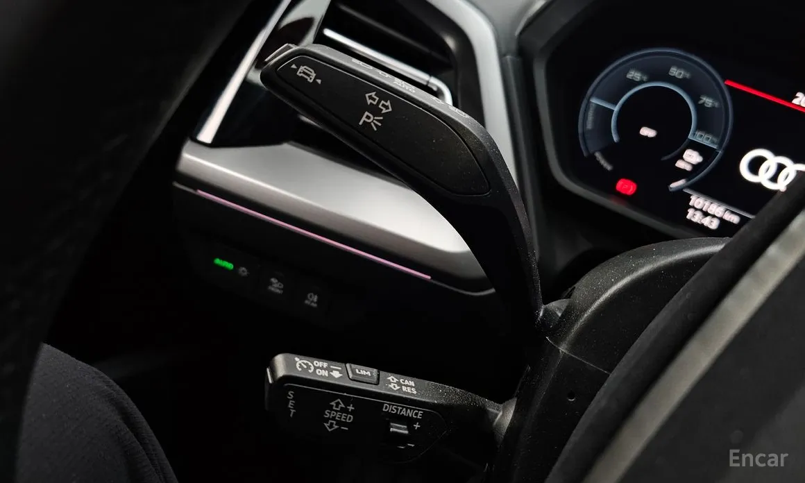 Фото 18 - Audi Q4 e-tron