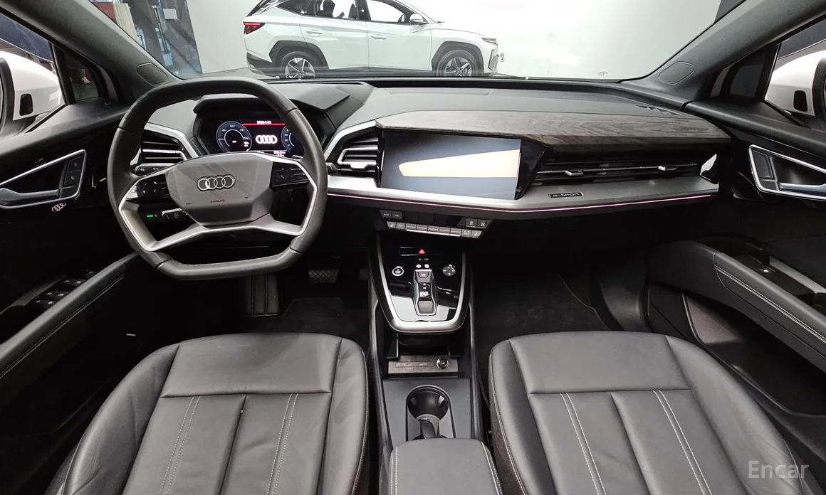 Фото 7 - Audi Q4 e-tron