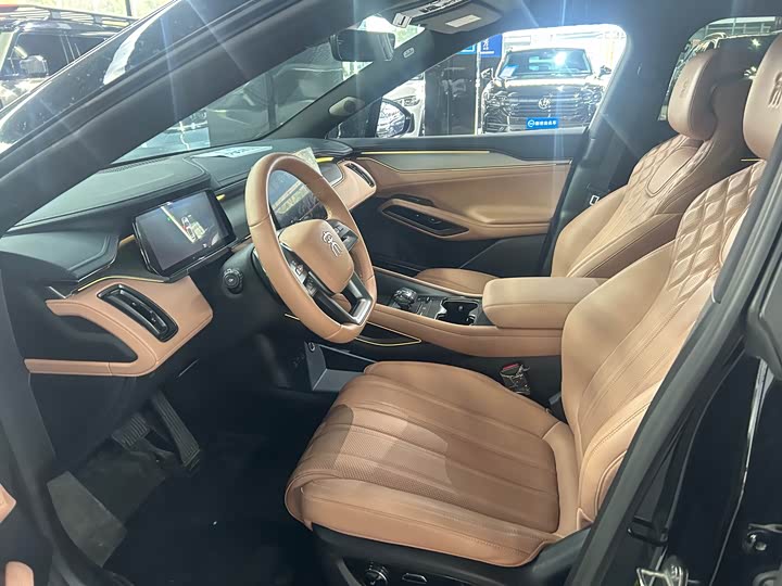 Фото 4 - BYD Song L