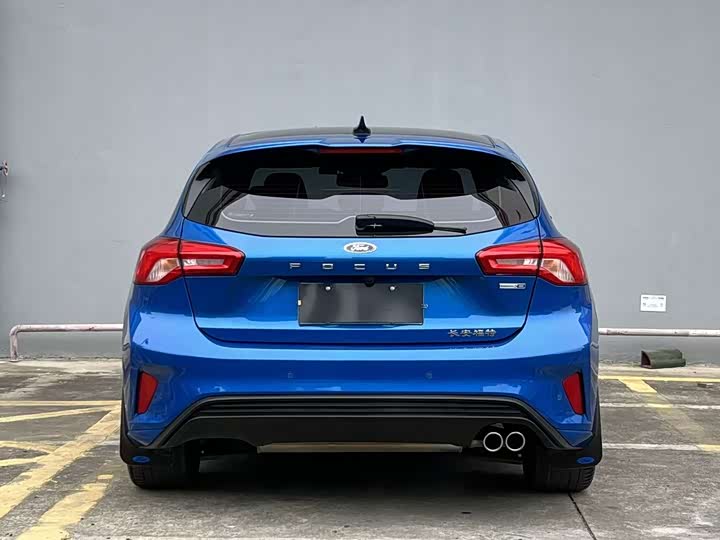 Фото 5 - Ford Focus