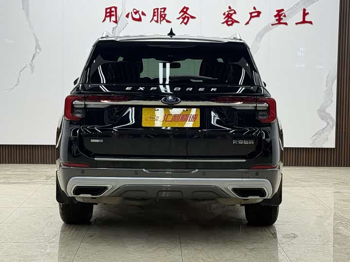 Фото 4 - Ford Explorer