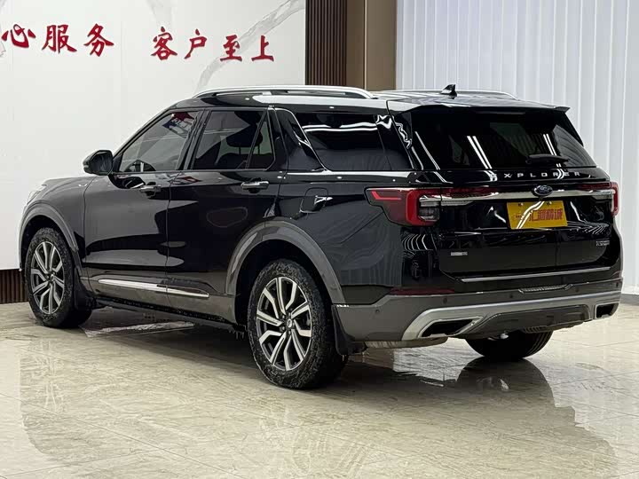 Фото 5 - Ford Explorer