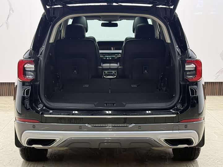 Фото 7 - Ford Explorer