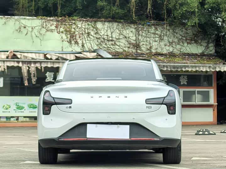 Фото 8 - XPeng Mona M03