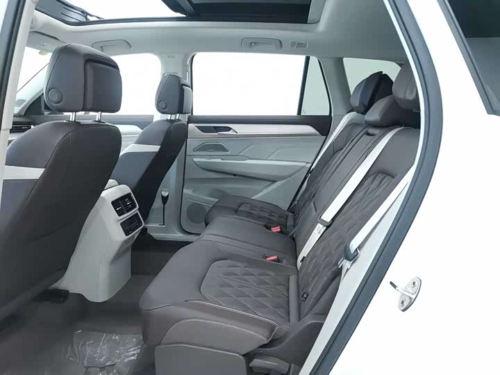 Фото 7 - Volkswagen Tavendor