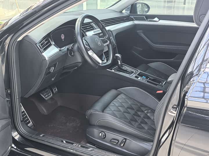 Фото 5 - Volkswagen Magotan GTE Hybrid