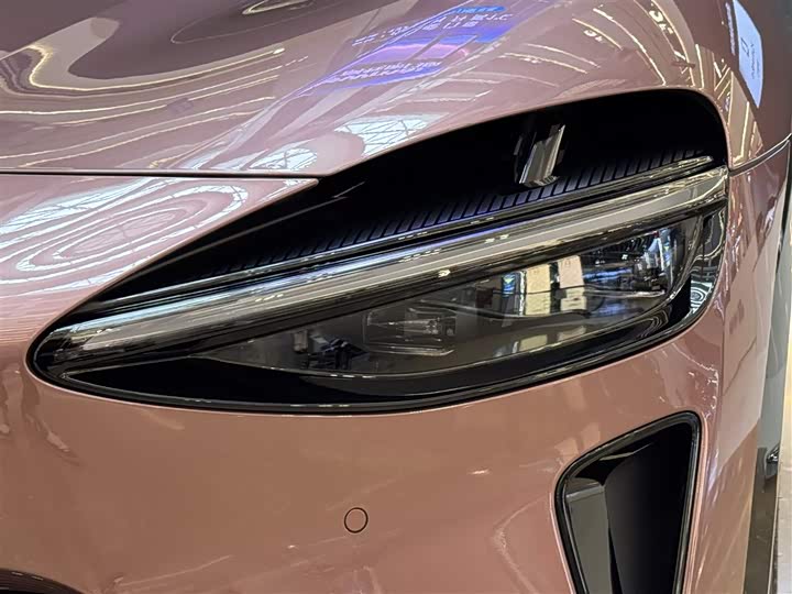 Фото 8 - Xiaomi YU7