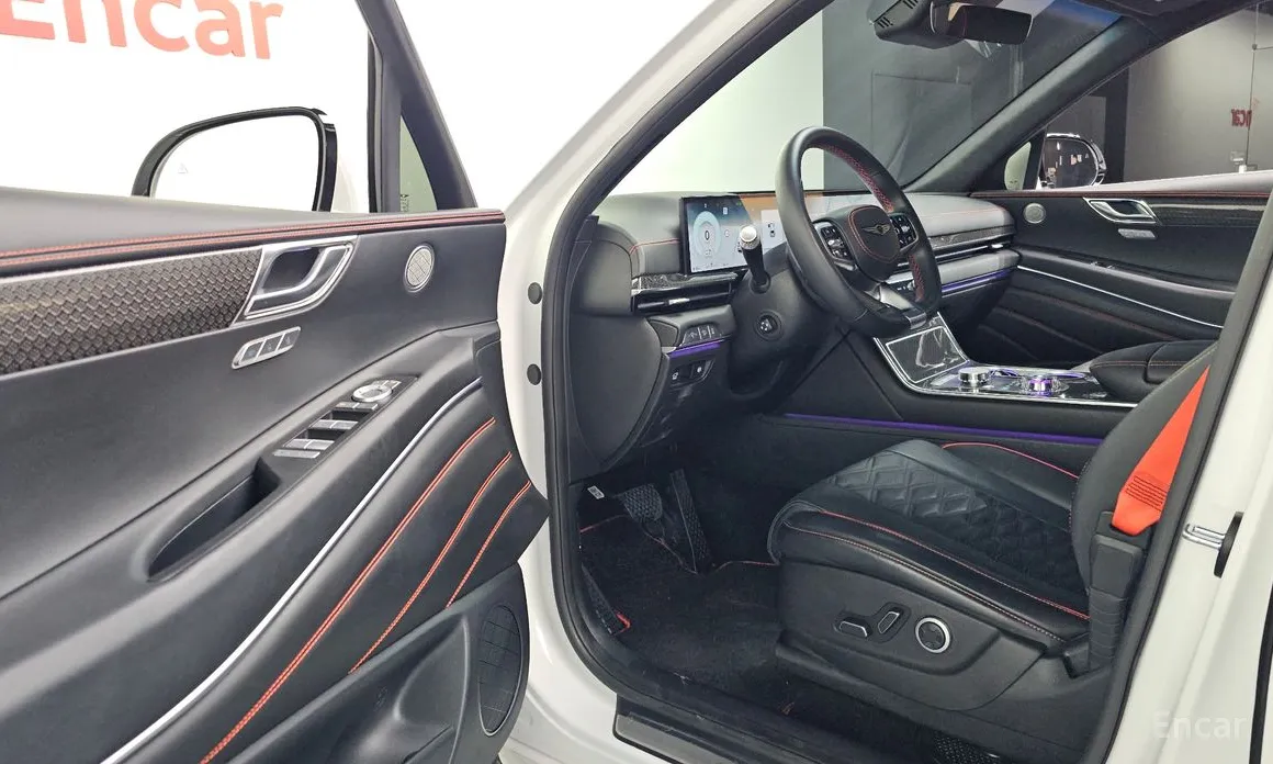 Фото 10 - Genesis GV80