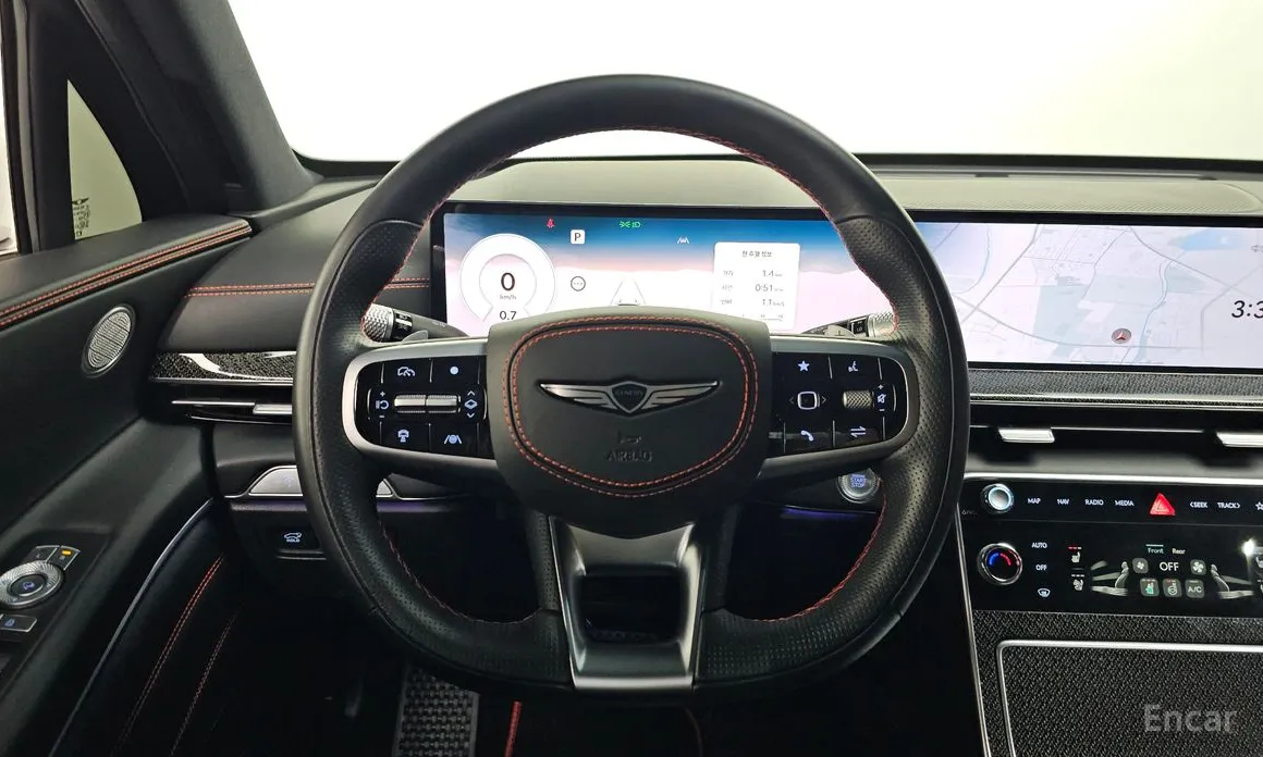 Фото 13 - Genesis GV80