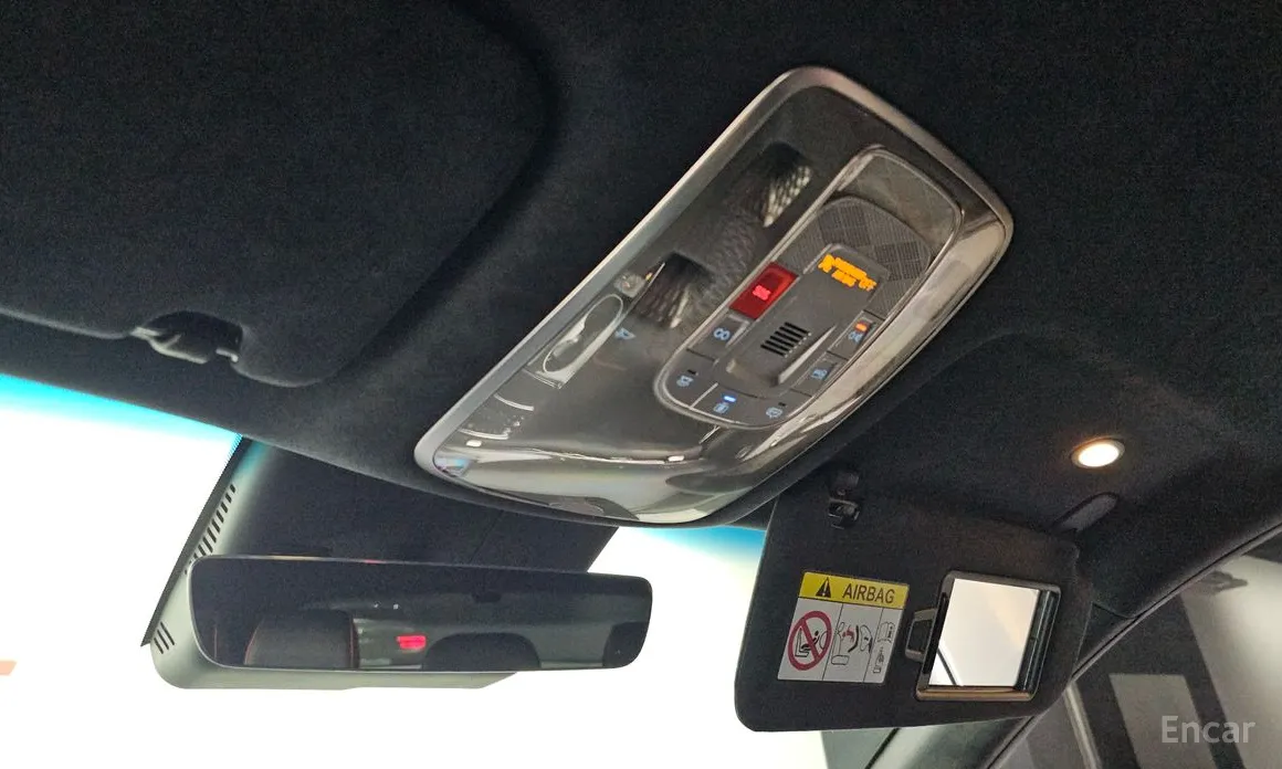 Фото 18 - Genesis GV80