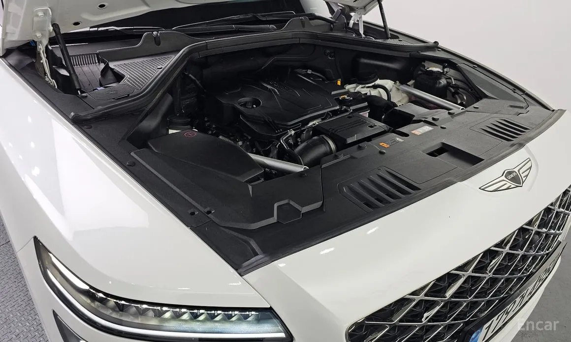 Фото 6 - Genesis GV80