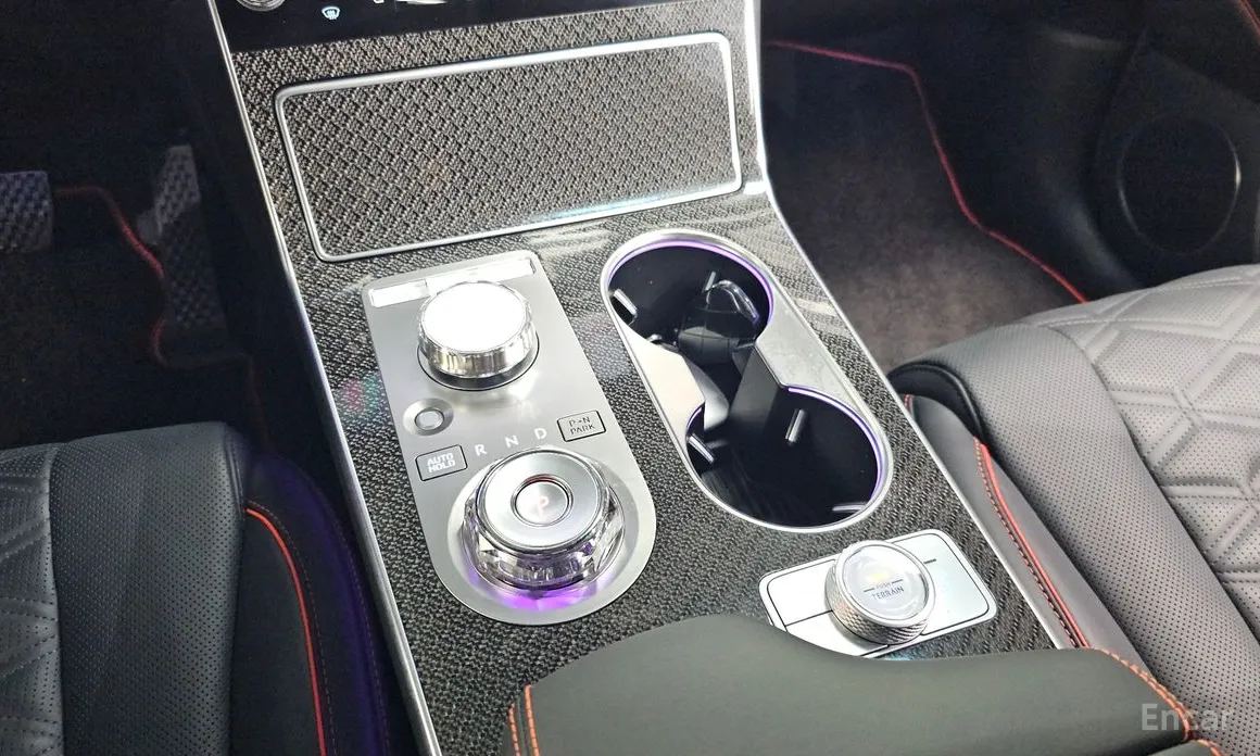 Фото 9 - Genesis GV80