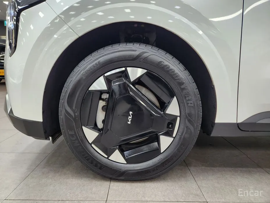 Фото 20 - Kia Carnival