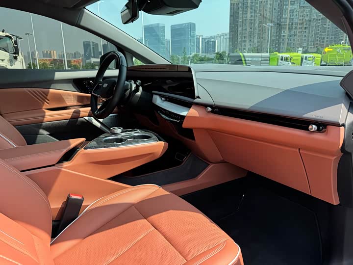 Фото 9 - Cadillac Optiq