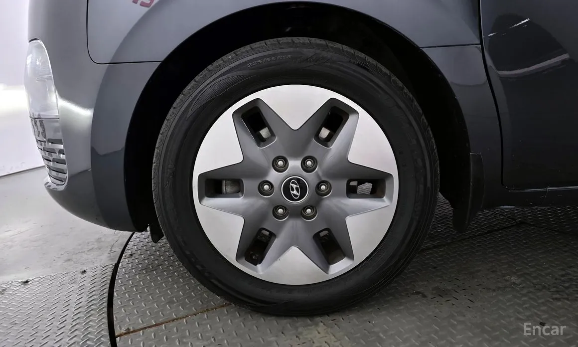 Фото 5 - Hyundai Staria