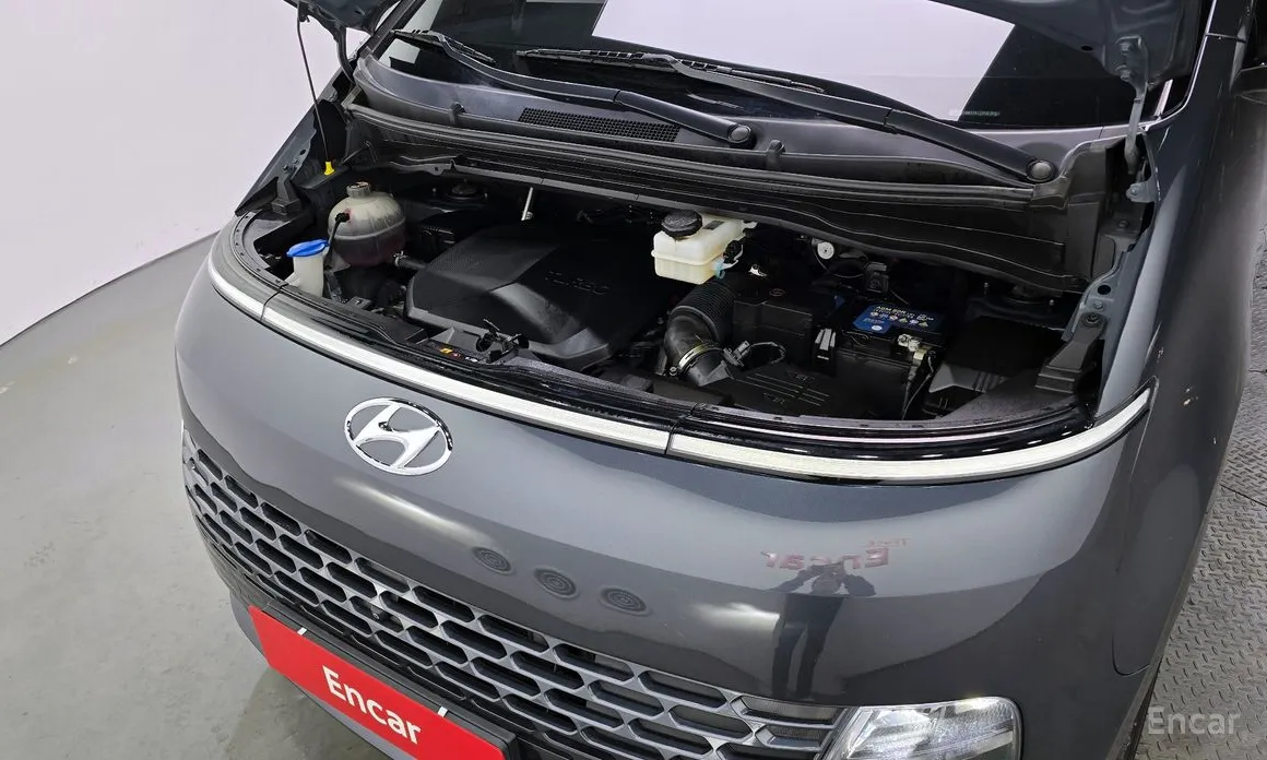 Фото 6 - Hyundai Staria