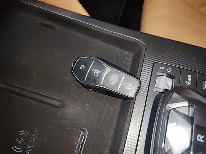 Фото 9 - BYD Song L DM-i Hybrid