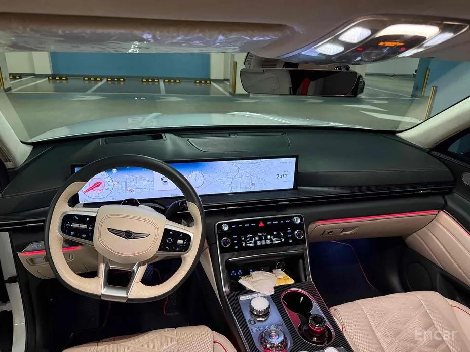 Фото 13 - Genesis GV80