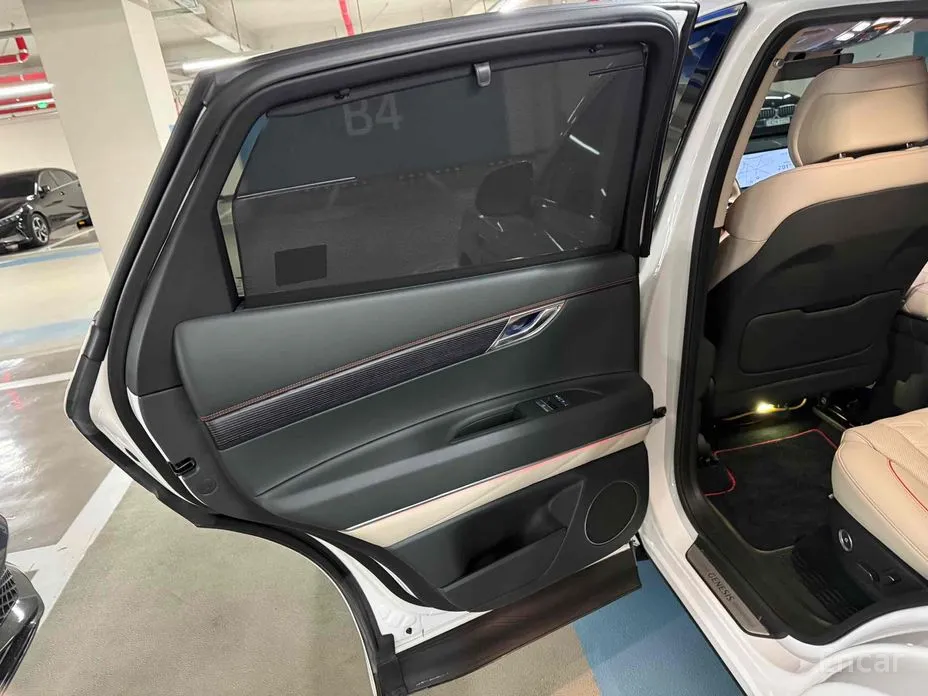 Фото 9 - Genesis GV80