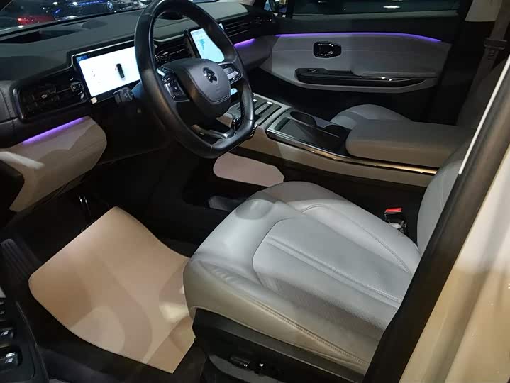 Фото 9 - Nio ES6