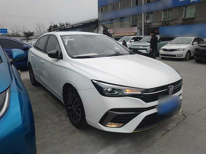 Фото 4 - Roewe i5