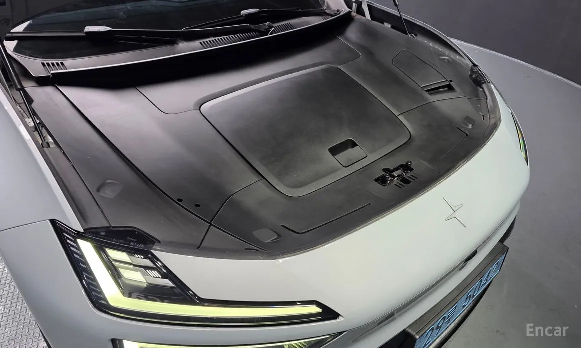 Фото 6 - Polestar 4