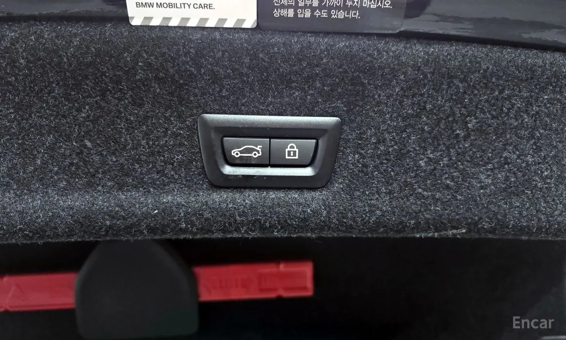 Photo 20 - BMW 3 Series