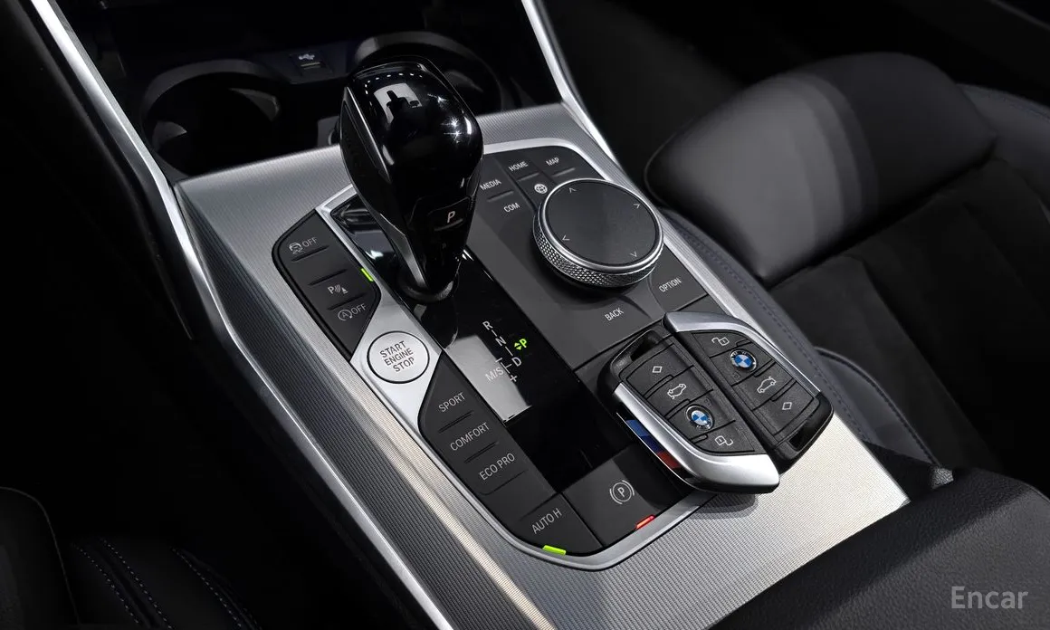 Photo 9 - BMW 3 Series