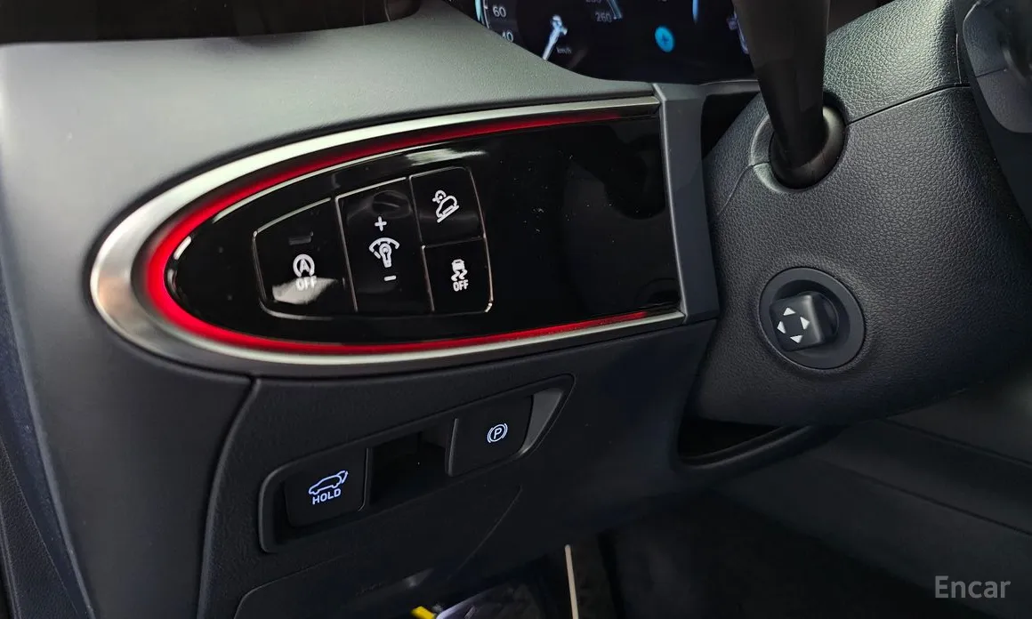 Photo 16 - Genesis GV70