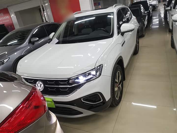 Фото 3 - Volkswagen Tayron