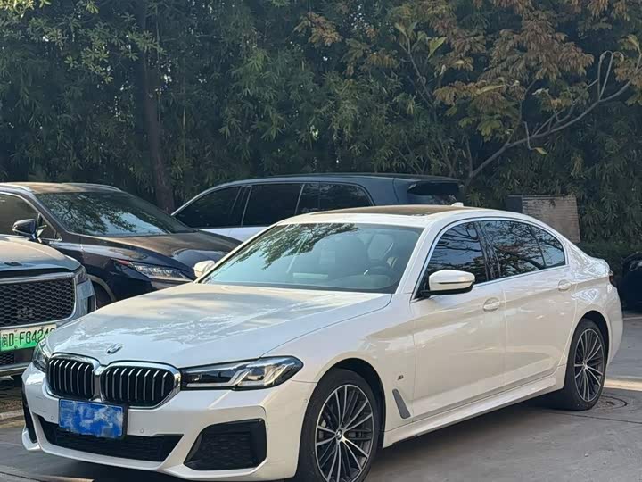 Фото 1 - BMW 5 Series