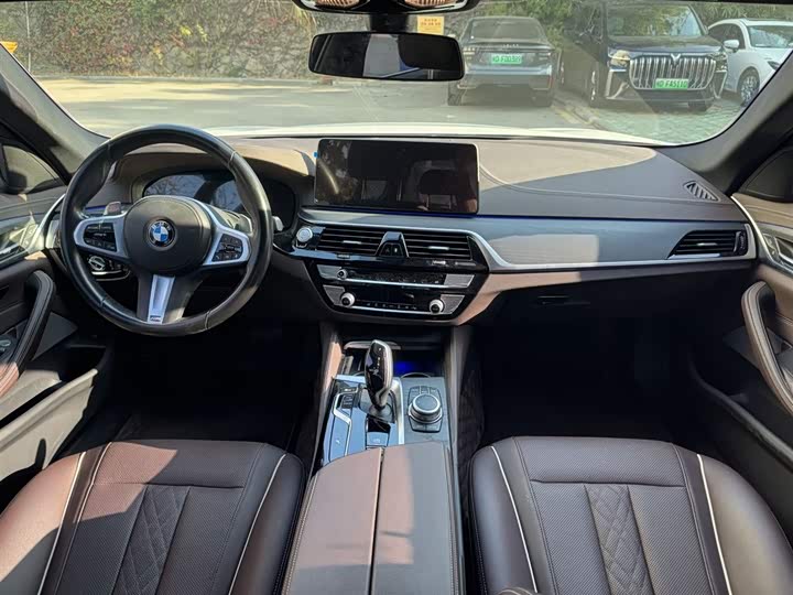 Фото 7 - BMW 5 Series